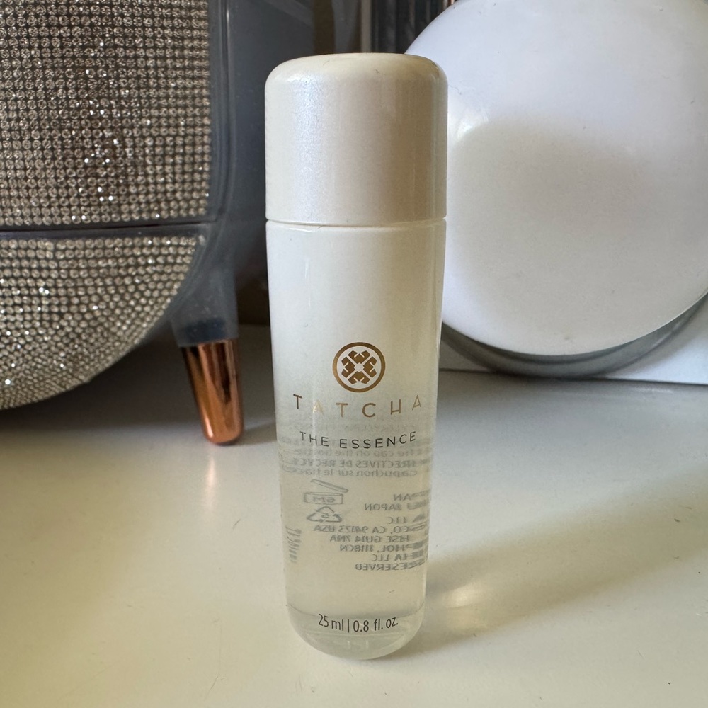 Tatcha The Essence Healthy-Aging Skin Treatment Mini (25 mL)